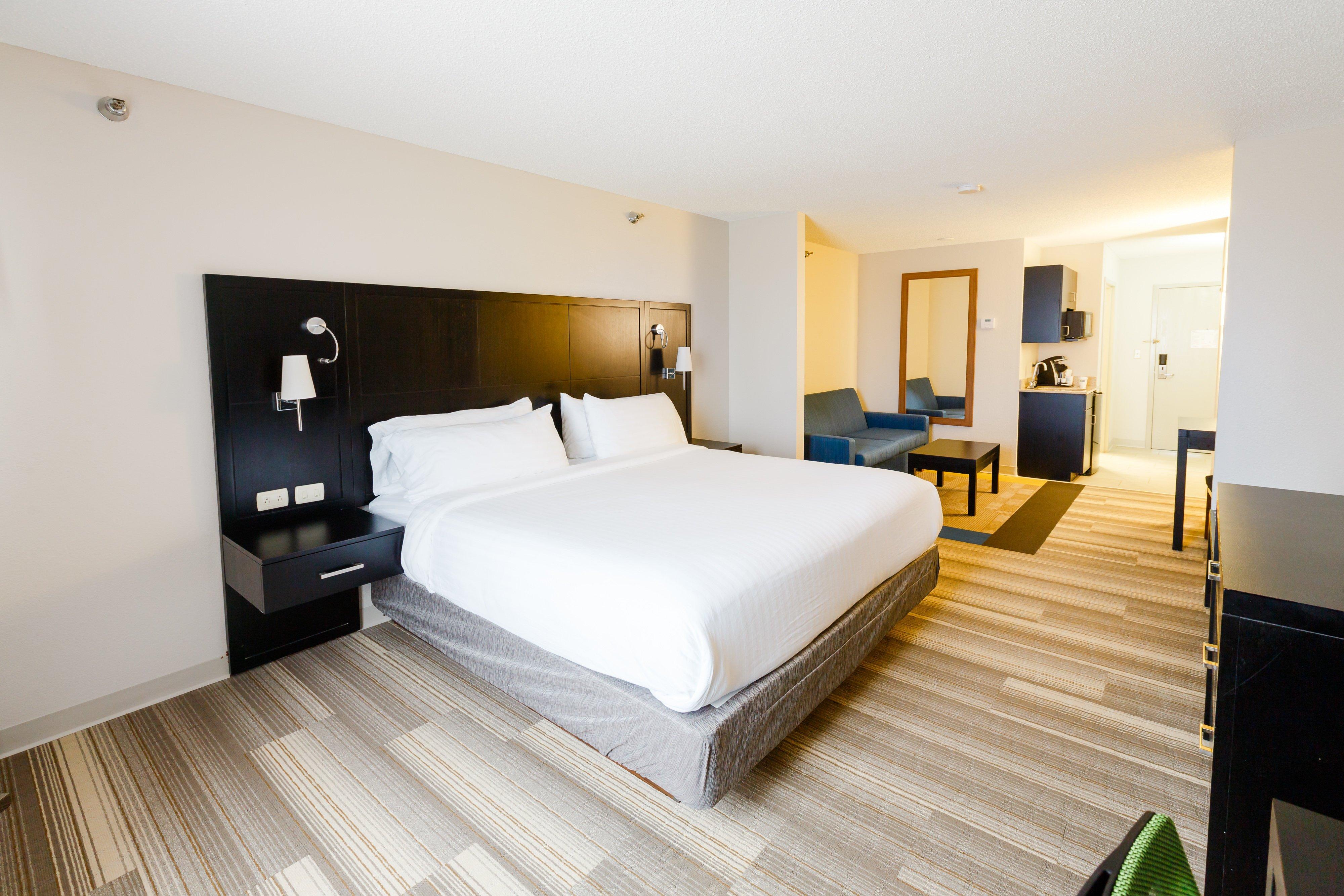 Holiday Inn Express & Suites Shelbyville By Ihg Exterior photo